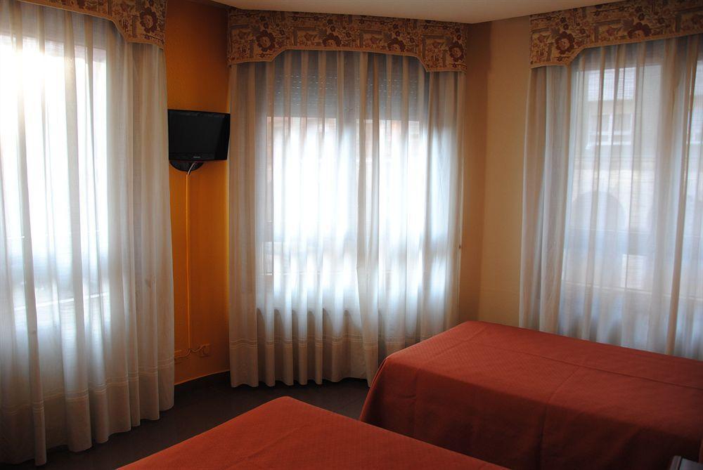 Hotel Playa Poniente Gijón Eksteriør bilde
